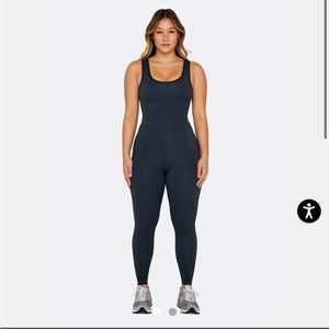 SETactive sporty suit - brown color!